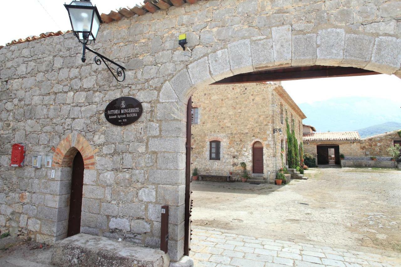 הוילה Isnello Fattoria Mongerrate מראה חיצוני תמונה